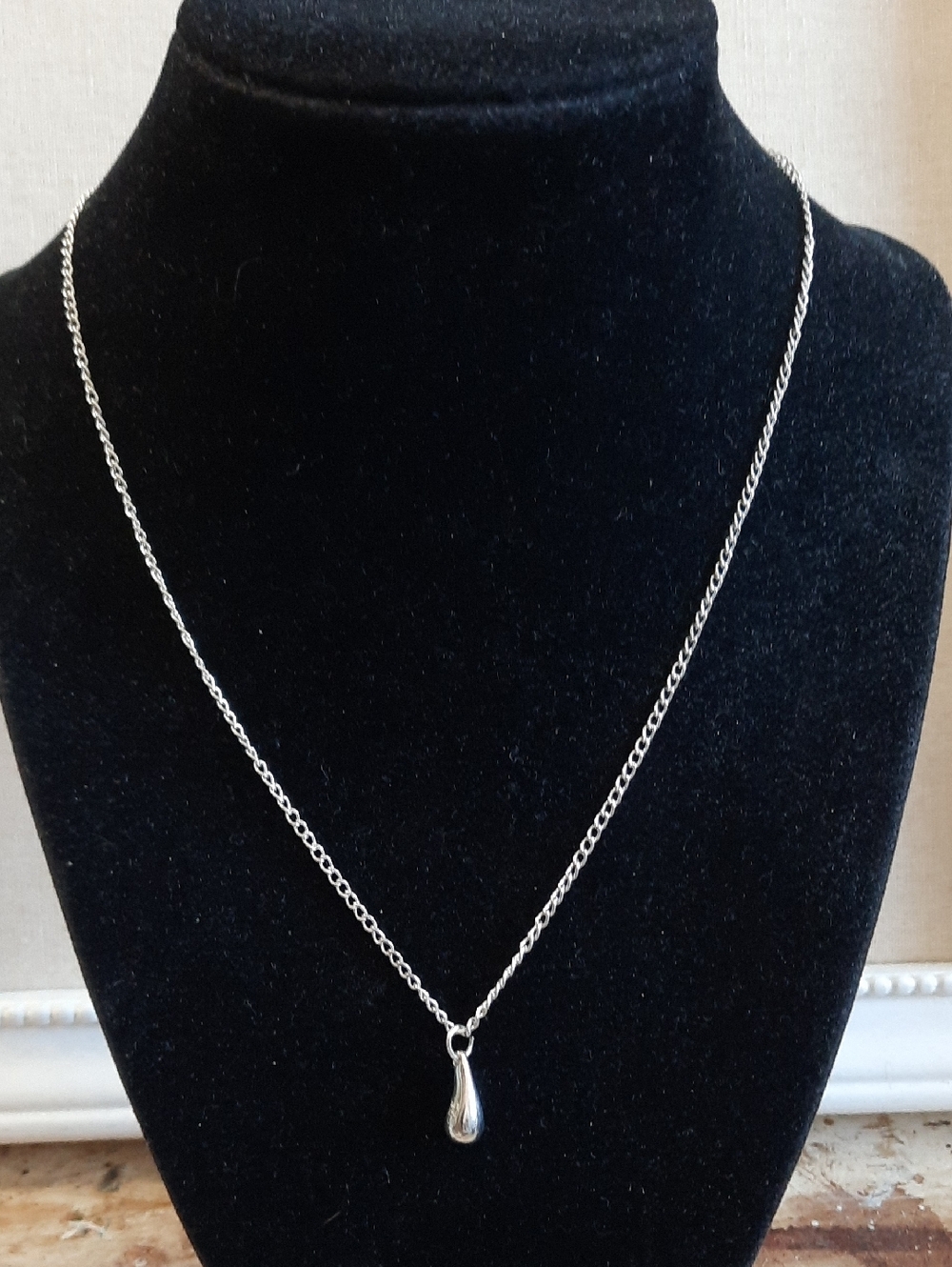 Sterling Silver Teardrop Necklace